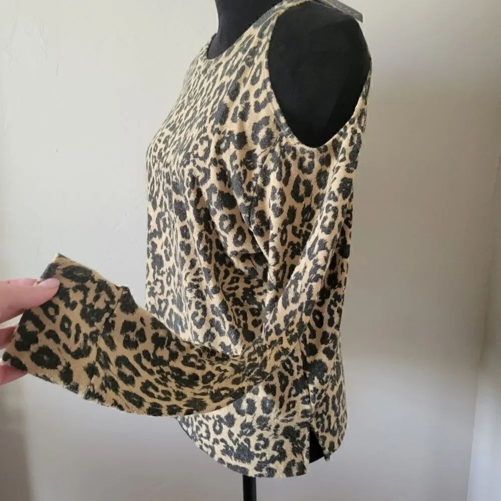 NEW LNA Leopard Cold shoulder Top Shirt size S - Picture 8 of 10
